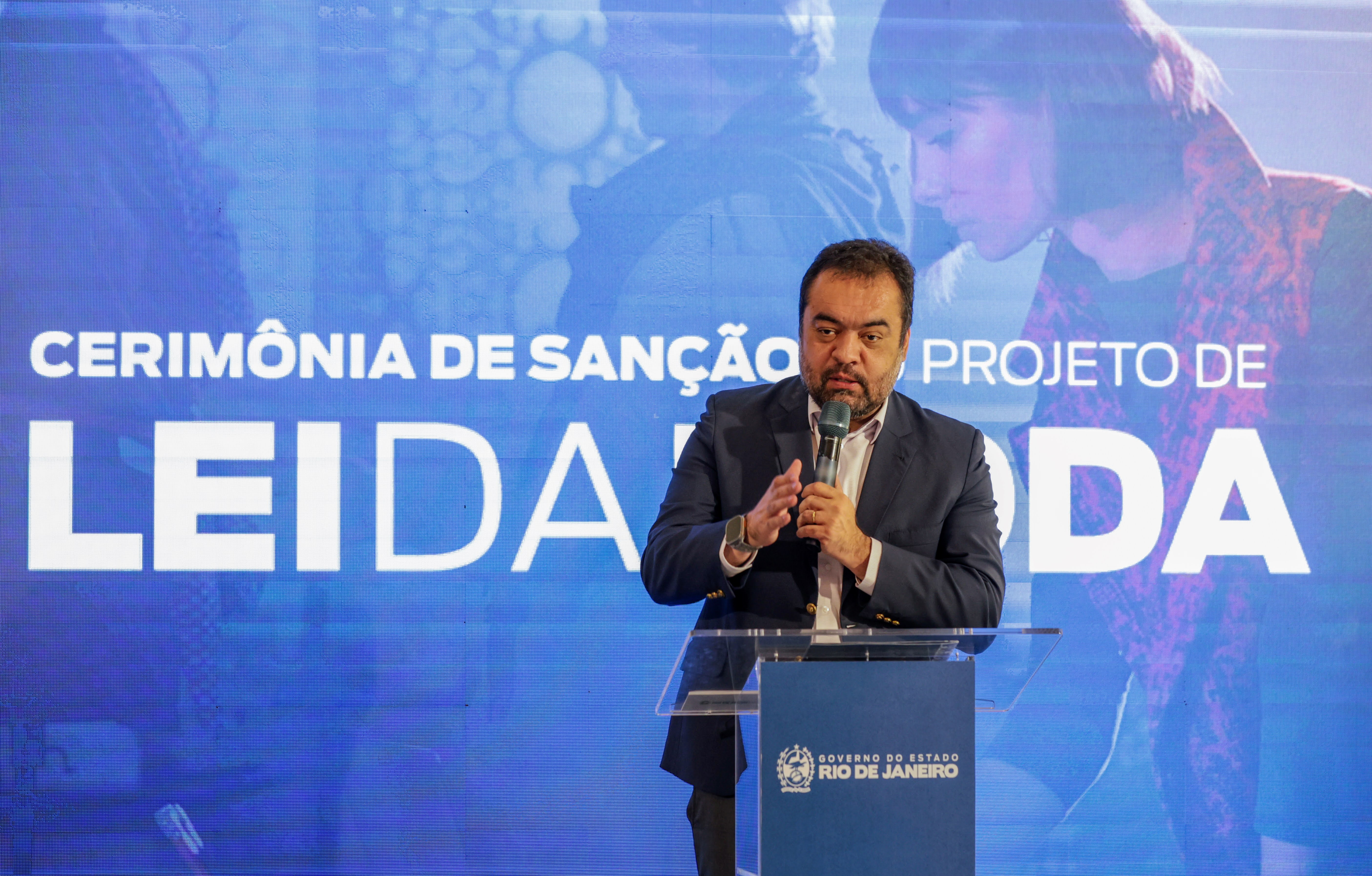 Foto: Rafael Campos/GOVRJ Cláudio Castro sanciona Lei da Moda