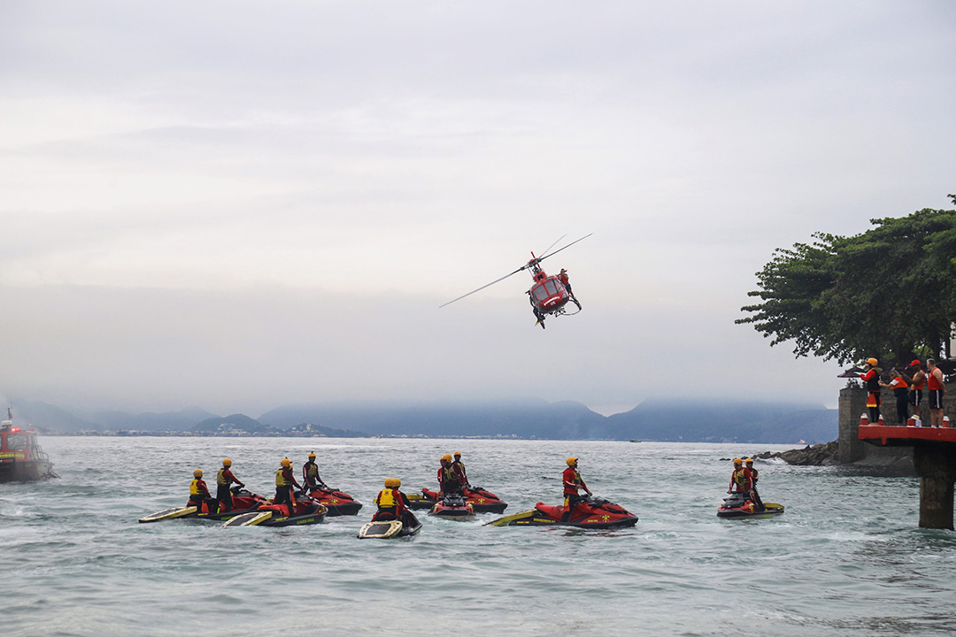 Foto: Divulgação/CBMRJ Operação Verão do Corpo de Bombeiros do Rio reforça segurança nas praias de todo estado