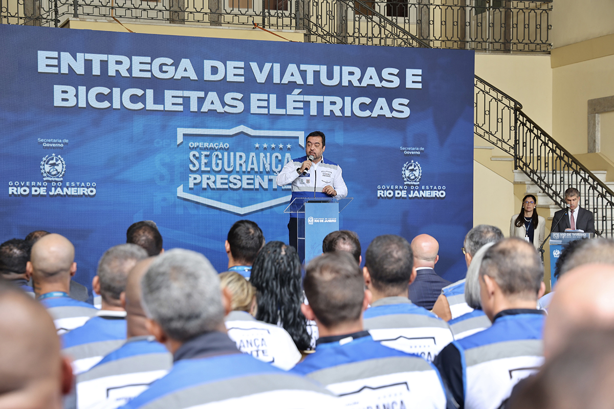 Foto: Divulgação/GOVRJ Governador entrega 337 bicicletas elétricas e 140 novas viaturas para reforçar a segurança