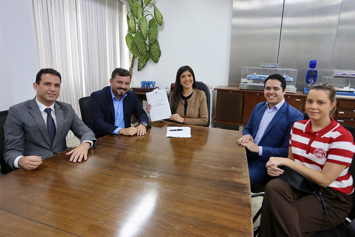 Foto: Divulgação/GOVRJ Governo do Estado assina contrato com novo operador dos trens urbanos