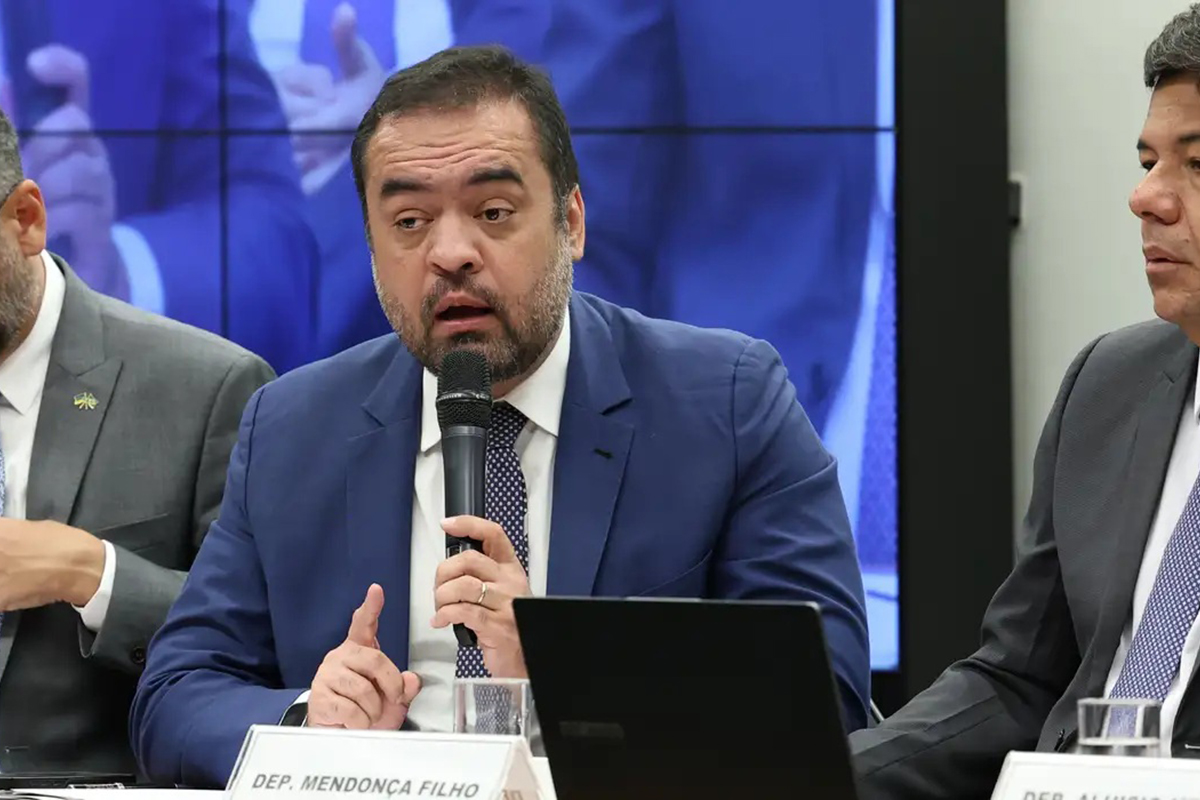 Foto: Arquivo/Lula Marques/Agencia Brasil Por 5 votos a 2, TSE nega recurso e mantém Claudio Castro inelegíveis até 2030