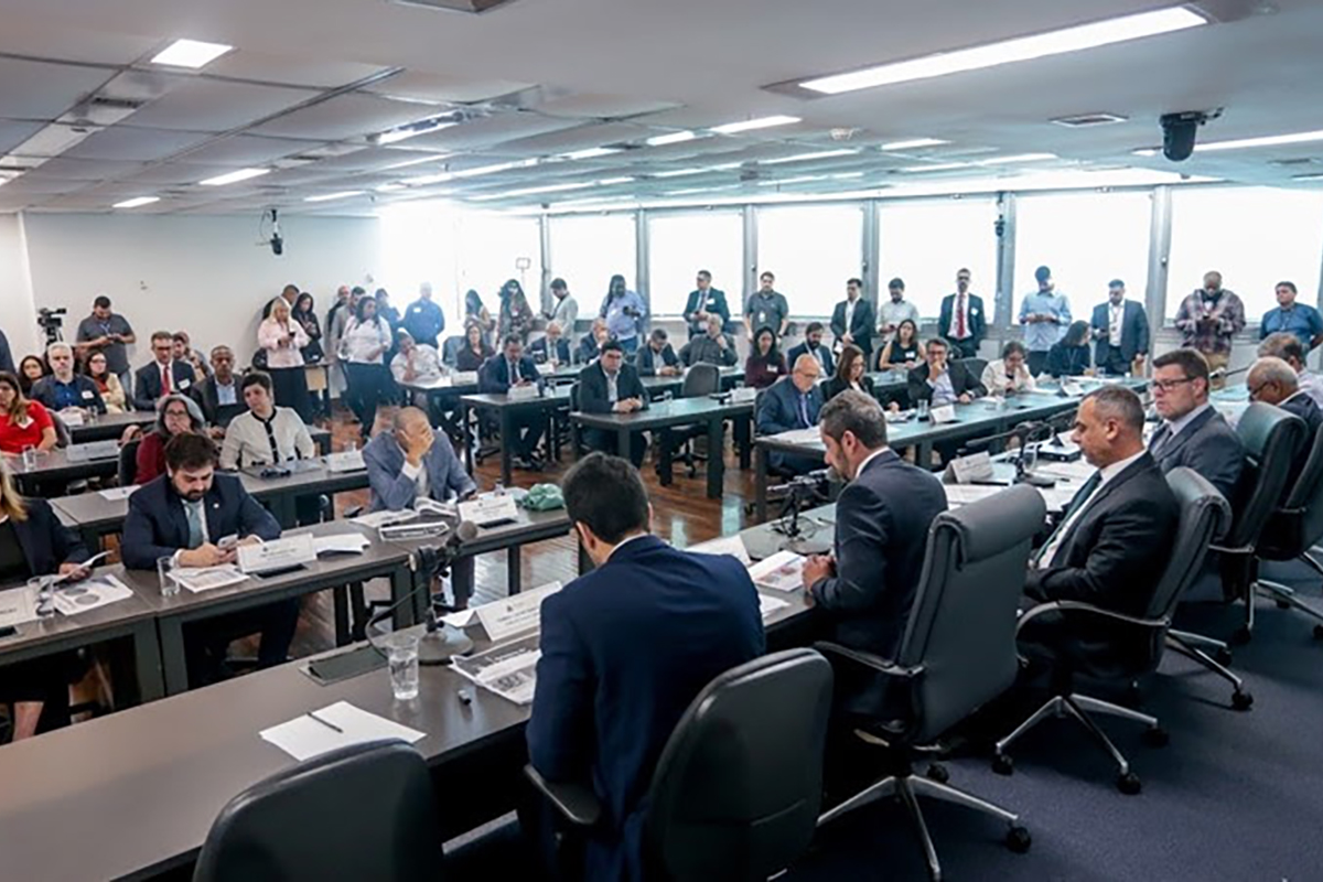 Foto: Alex Ramos/Alerj Comissão da Alerj aprova, por unanimidade, parecer prévio ao Orçamento de 2027